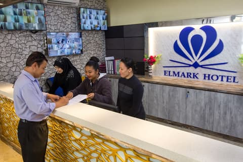Elmark Hotel Johor, Reception