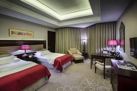 Bab Al Qasr Hotel & Residences