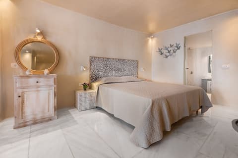 Armeni Luxury Villas, Room