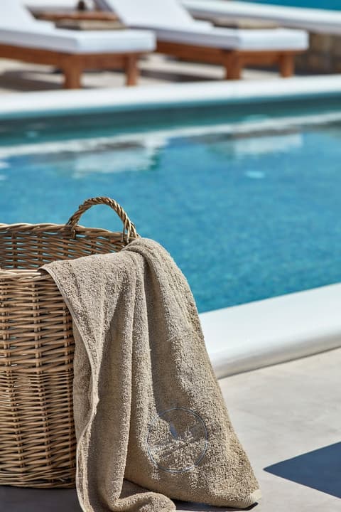 Mykonos Waves Beach House & Suites, Pool