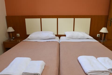 Esperides Beach Hotel Apartments