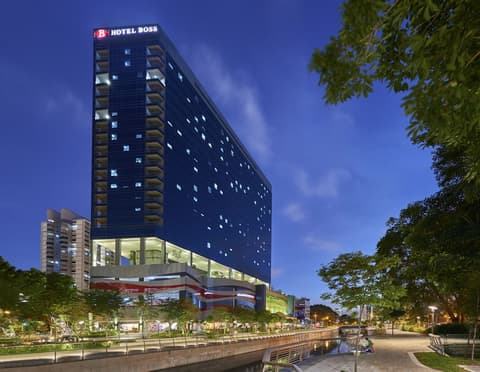 Hotel Boss, Front of property - evening/night