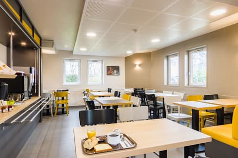 B&B HOTEL Tours Nord 2 La petit Arche