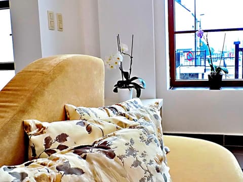 Fly Inn Brussels Airport