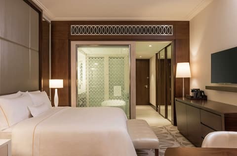 Hilton Dubai Al Habtoor City, Room