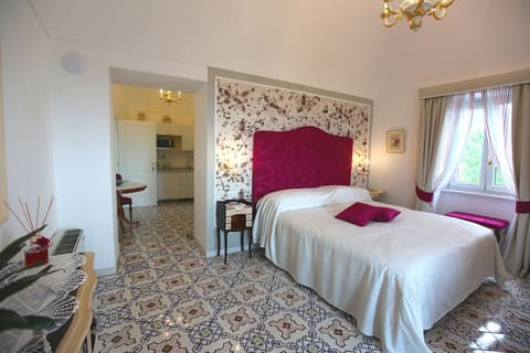 Palazzo Pascal, Room