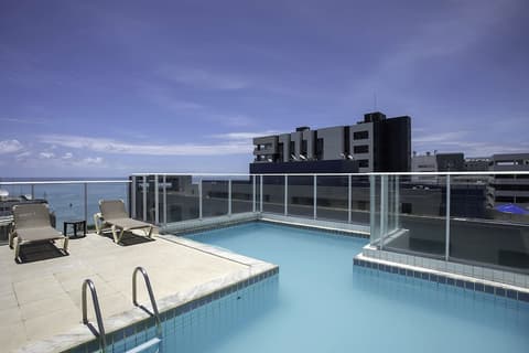Slim Pajuçara by Tropicalis, Rooftop pool