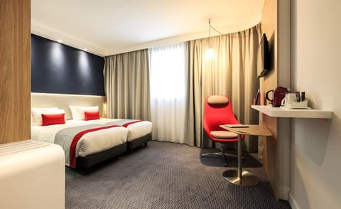 Holiday Inn Express Paris - Velizy by IHG