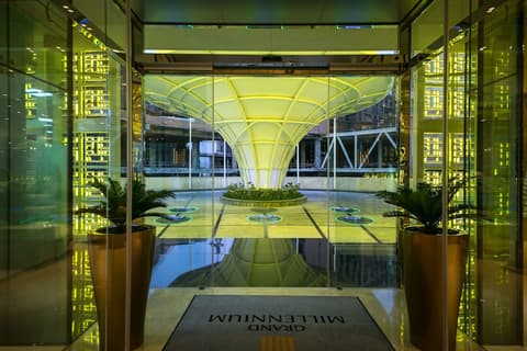 Grand Millennium Muscat, Interior entrance