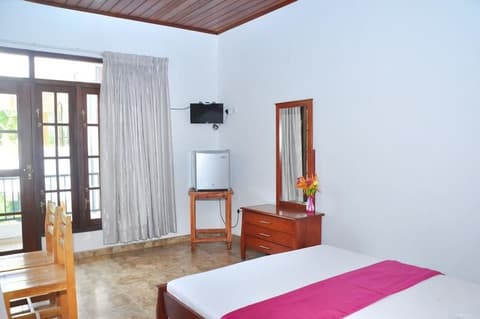 Green Shadows Beach Hotel, Room