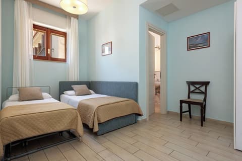 Sea Breeze Residence