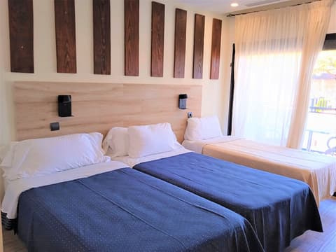 Hotel 153, Room