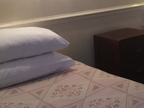 Colnbrook Lodge Guest House, Room