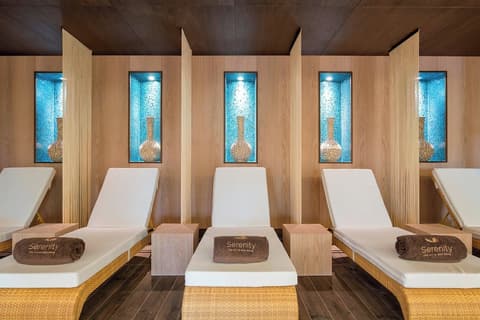 Pine Cliffs Ocean Suites, a Luxury Collection Resort & Spa
