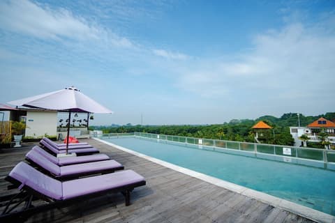 The Evitel Resort Ubud, Rooftop pool
