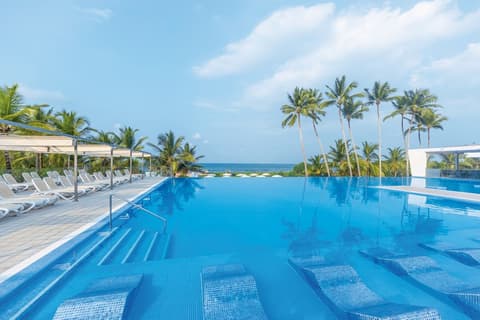 Hotel Riu Sri Lanka - All Inclusive, Pool