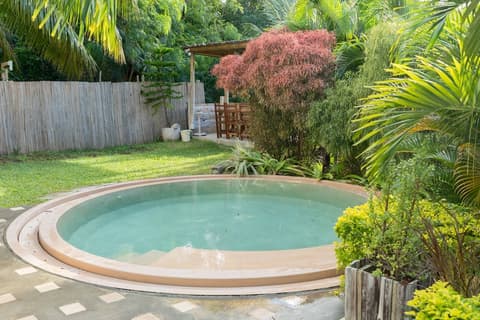 EvaZion, Outdoor pool