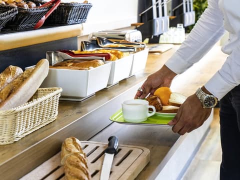 ibis budget Paris Porte de Bercy, Breakfast area