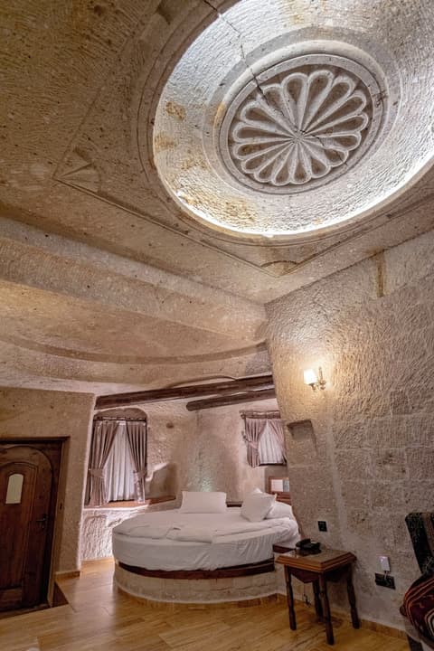 Kemerhan Hotel & Cave Suites