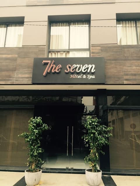 The Seven Hotel and Spa, Property entrance