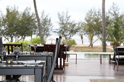 Chuiba Bay Lodge, Outdoor dining