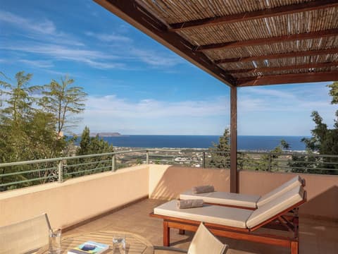 Village Heights Resort, Terrace/patio