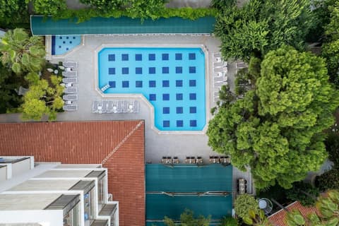 Trendy Side Beach (Adults Only, 16+)