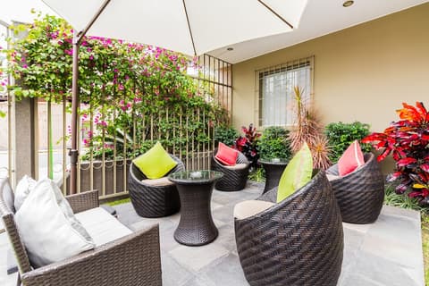 Tambo Dos de Mayo, Terrace/patio