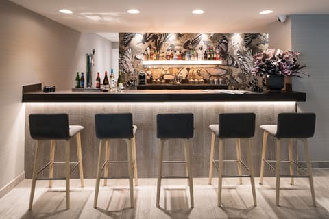 Catalonia Magdalenes, Bar (on property)