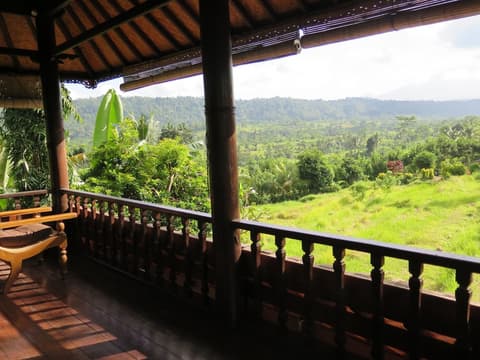 Villa Lihat Sawah