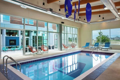 Aloft Syracuse Inner Harbor, Pool