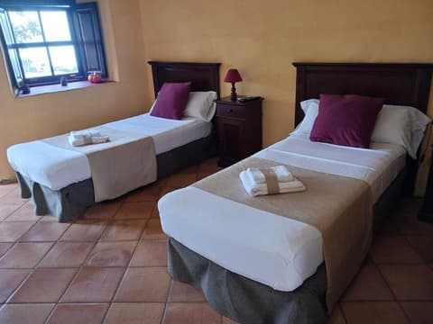 Hotel Rural La Raya 1866