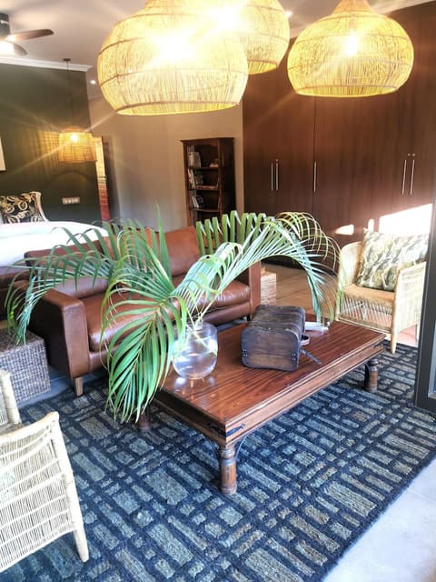 Bambuu Lakeside Lodge, Room