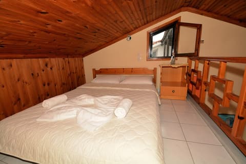 Nina Apartments, Room