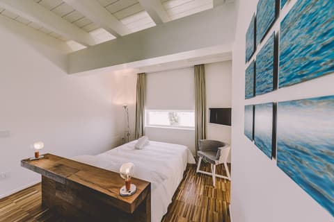 Suite 10 - Home, Design & Spa