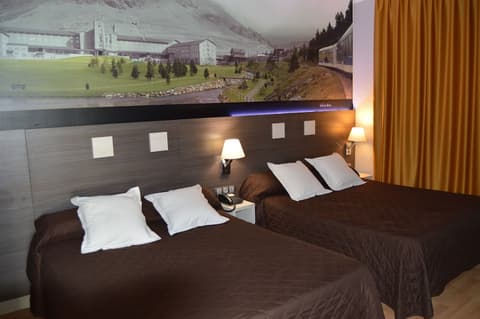 Hotel Ciutadella, Room