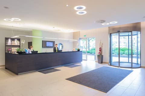 NOVINA HOTEL Wöhrdersee Nürnberg City