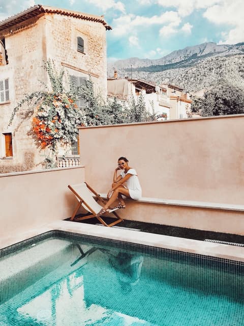 Hotel El Guía, Outdoor pool