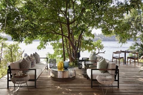 Victoria Falls River Lodge