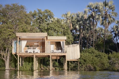 Victoria Falls River Lodge