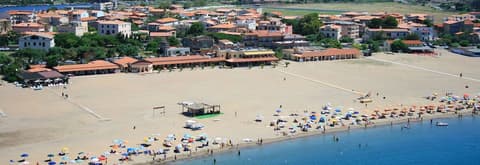 Hotel Cannigione, Beach