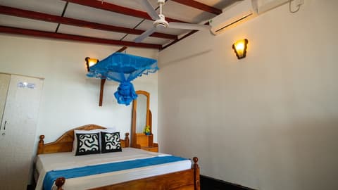 Dinsara Pearl Villa