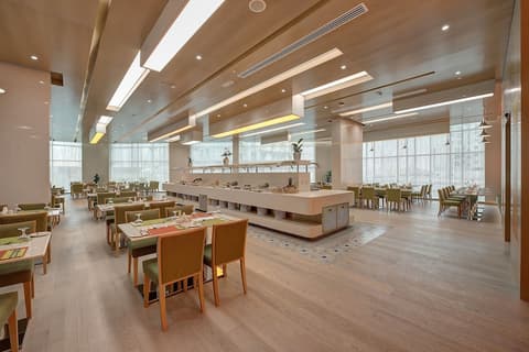 Al Khoory Atrium Hotel