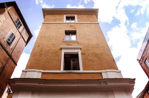 Hotel Monte Cenci, Front of property