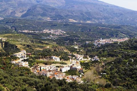 Hostal y Apartamento Rural Los Naranjos, Hiking