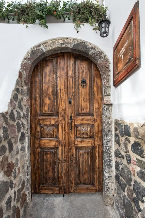Old Vourvoulos Houses