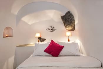 OLD VOURVOULOS HOUSES