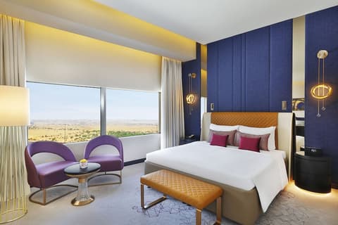 AlRayyan Hotel Doha, Curio Collection by Hilton