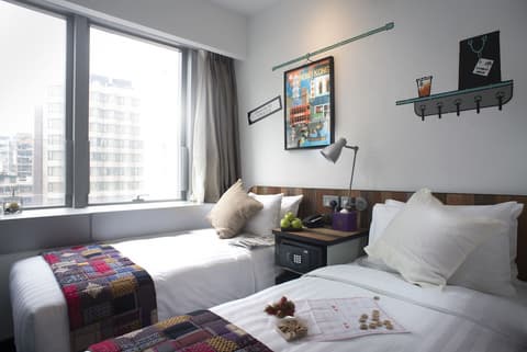 Attitude On Granville, Room