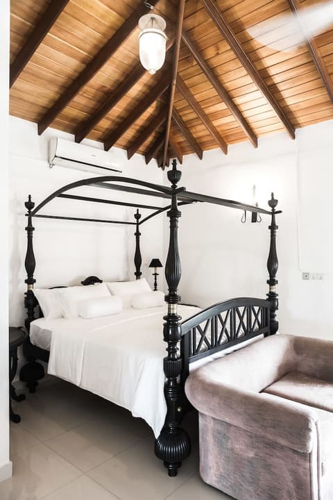 Villa White Queen Resort & Spa